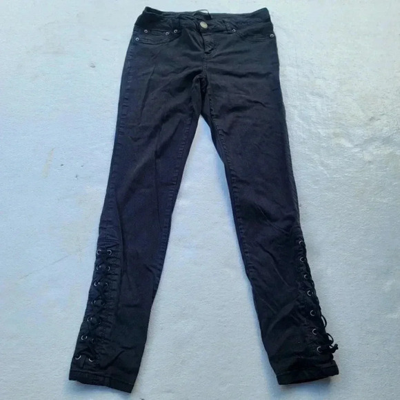 Almost Famous Jeans Womens 9 Black Denim Tapered Jeggings Lace Up Stretch Skinny - Picture 1 of 9